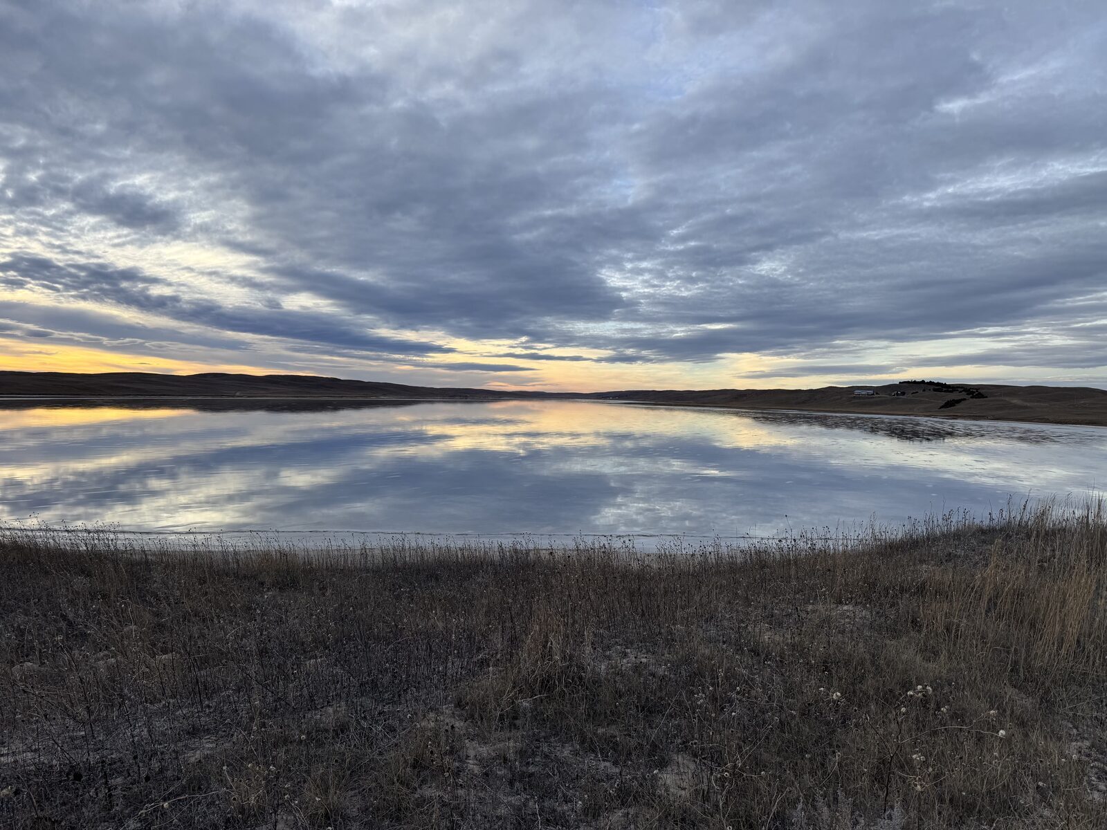 Mackerel sky sunset over Lake Alkali